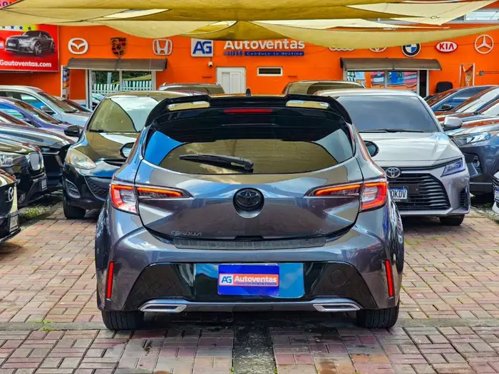2022 Toyota COROLLA SE — 5
