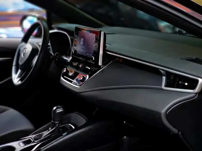 2022 Toyota COROLLA SE — 9
