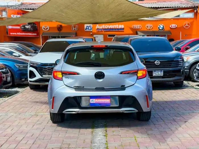 2022 Toyota COROLLA SE — 5