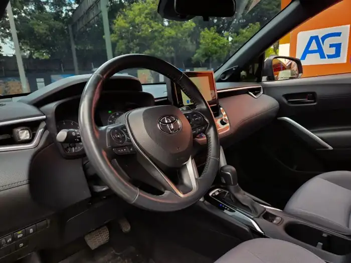 2023 Toyota COROLLA CROSS HYBRID XSE AWD — 7