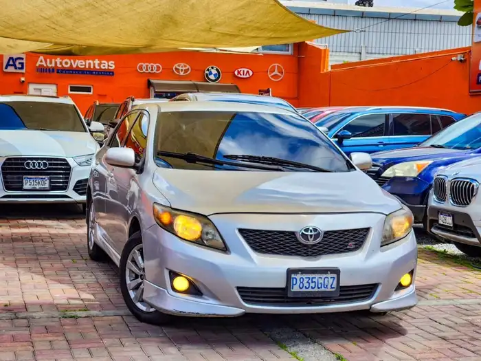 2010 Toyota COROLLA S — 3