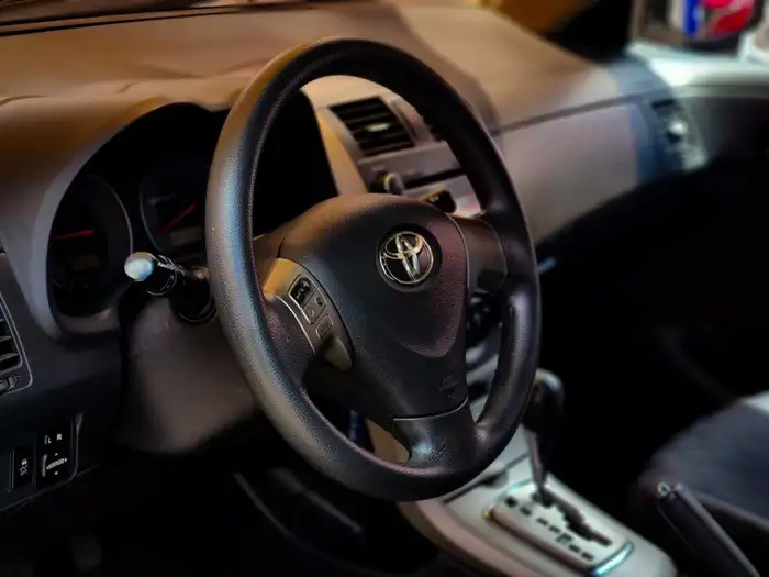 2010 Toyota COROLLA S — 7
