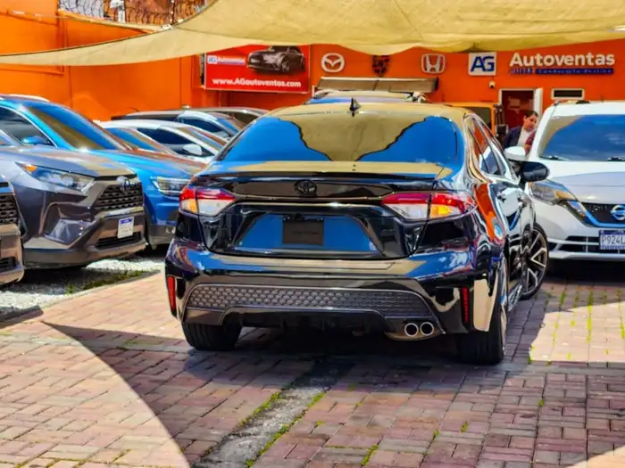 2022 Toyota COROLLA SE — 6