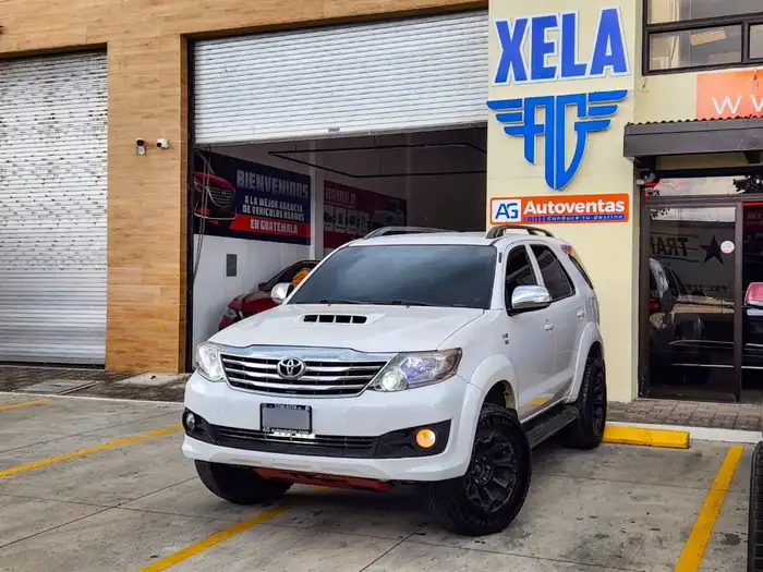 2008 Toyota FORTUNER SRV 4x4 — 2