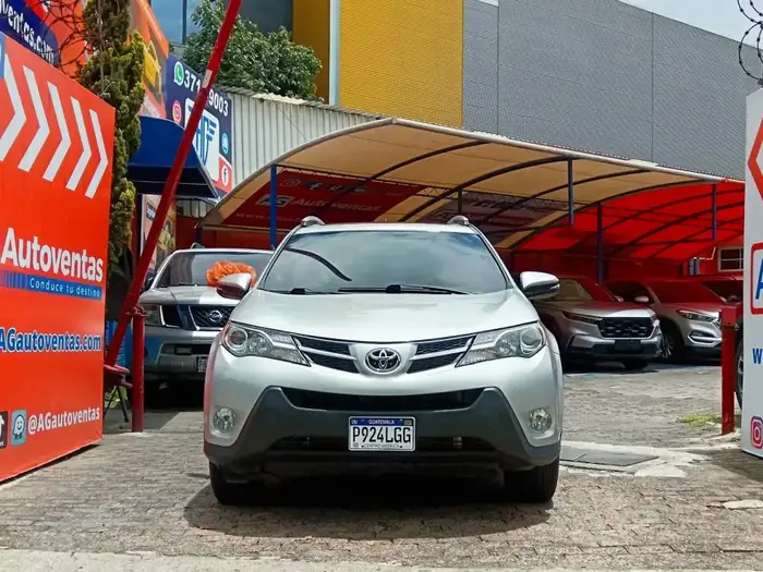 2015 Toyota RAV-4 XLE AWD — 2
