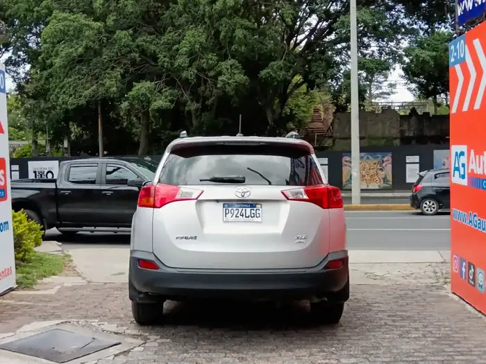 2015 Toyota RAV-4 XLE AWD — 5