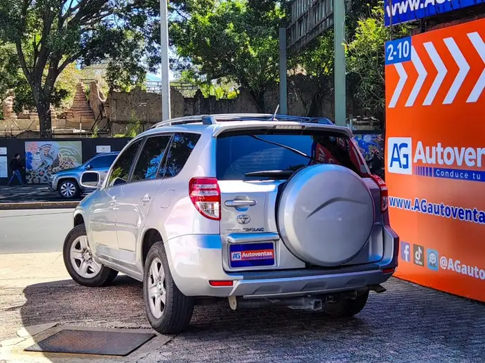 2010 Toyota RAV4 4WD — 6
