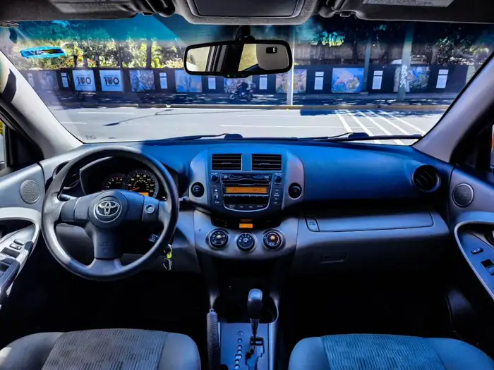 2010 Toyota RAV4 4WD — 8