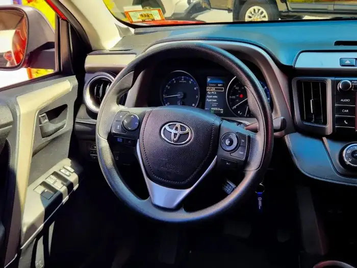 2017 Toyota RAV4 LE — 10