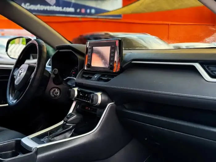 2019 Toyota RAV4 LE — 9
