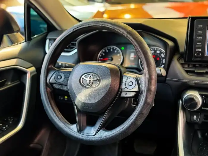 2019 Toyota RAV4 LE — 10