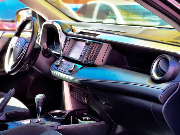 2018 Toyota RAV4 XLE AWD — 9
