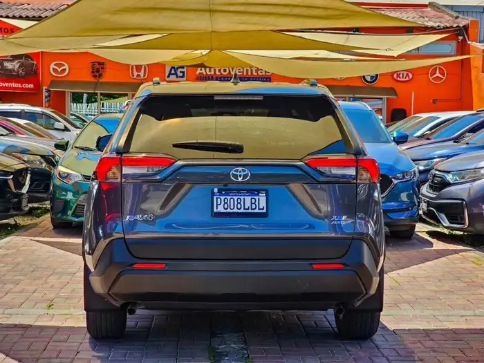 2021 Toyota RAV4 XLE AWD — 5