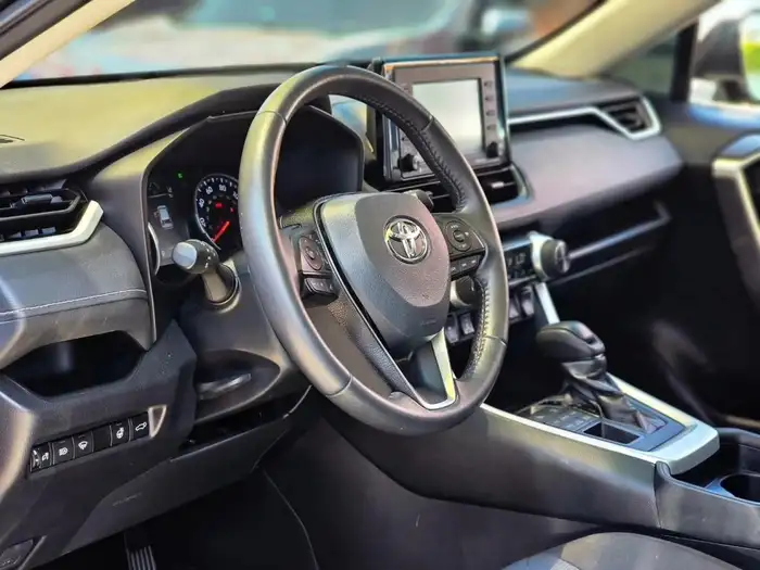 2021 Toyota RAV4 XLE AWD — 7