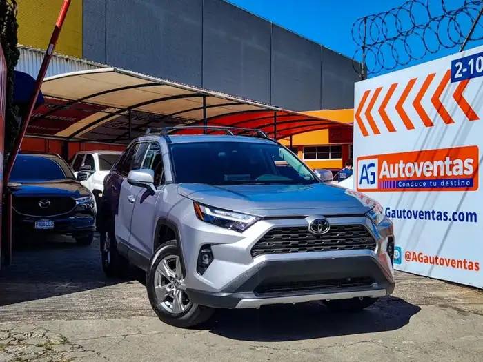 2024 Toyota RAV4 XLE AWD — 3