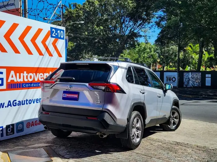 2024 Toyota RAV4 XLE AWD — 4