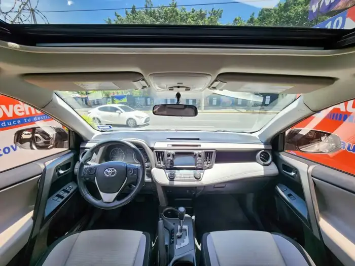 2016 Toyota RAV4 XLE FWD — 8