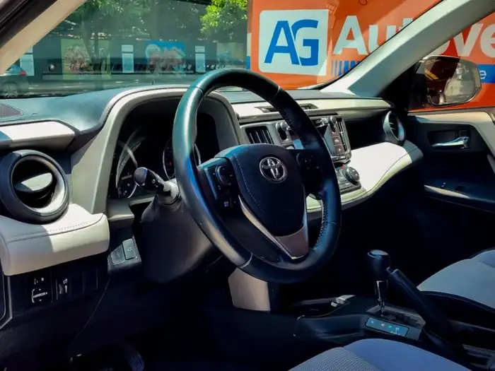 2016 Toyota RAV4 XLE FWD — 7