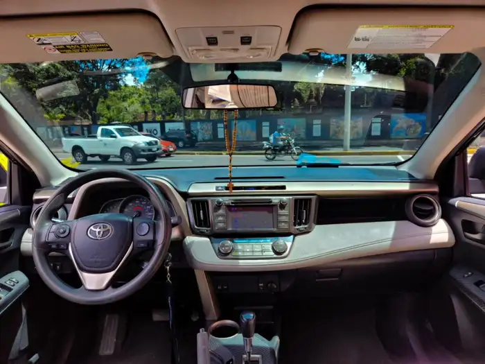 2013 Toyota RAV4 XLE — 8