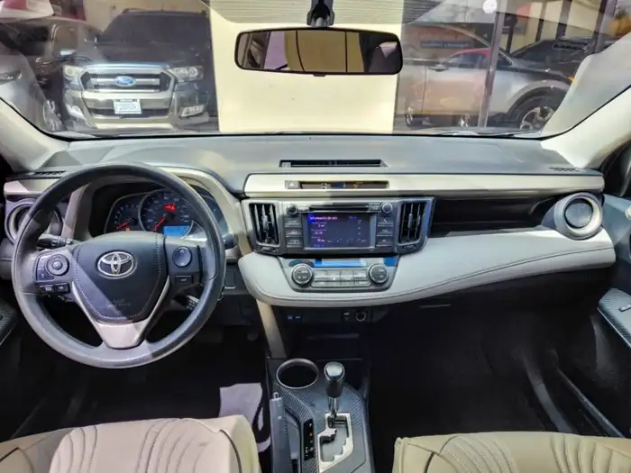 2013 Toyota RAV4 XLE — 8