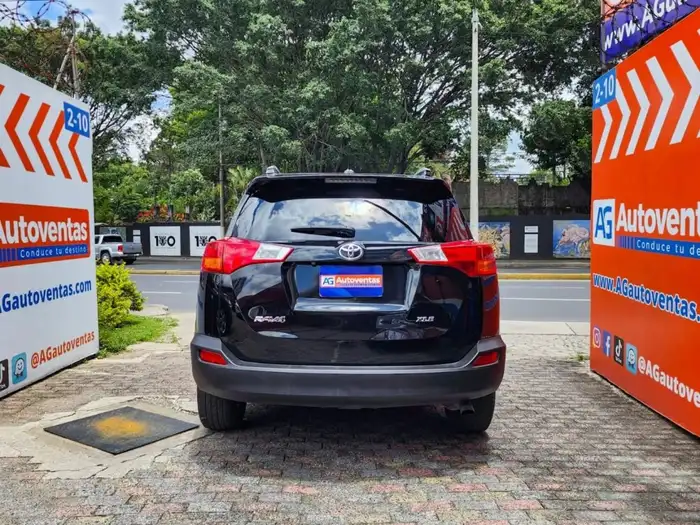 2015 Toyota RAV4 XLE — 5