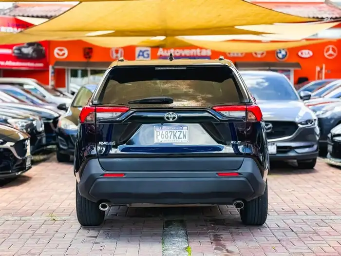 2020 Toyota RAV4 XLE — 5