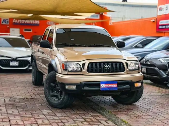 2004 Toyota Tacoma — 2