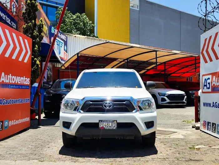 2013 Toyota TACOMA REGULAR CAB 4X2 MECANICO — 2