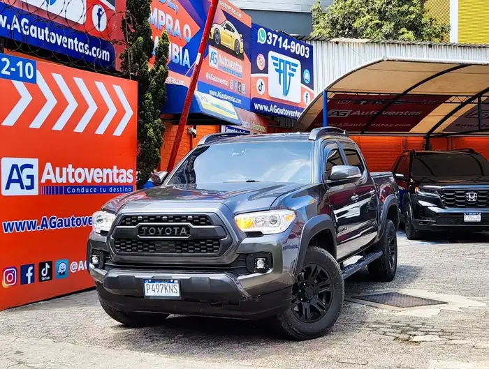 2020 Toyota TACOMA SR5 DOUBLE CAB 2WD — 11