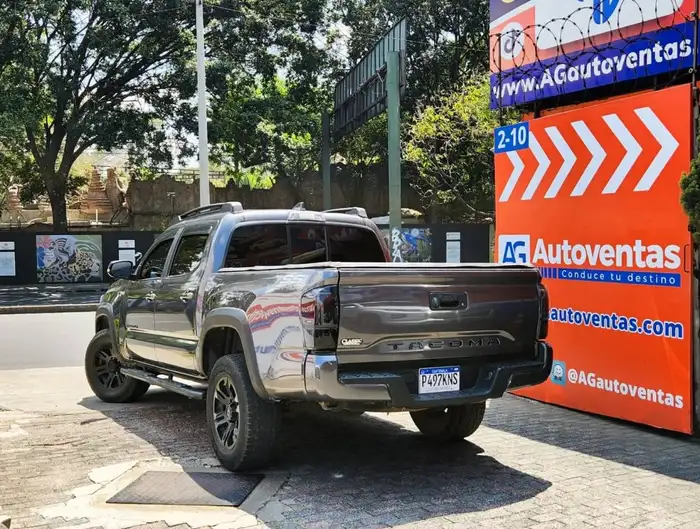 2020 Toyota TACOMA SR5 DOUBLE CAB 2WD — 6