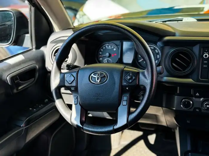 2019 Toyota TACOMA SR5 EXTRA CAB 4X4 — 10