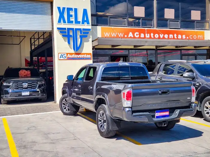 2020 Toyota TACOMA TRD SPORT DOUBLE CAB 4X4 — 6