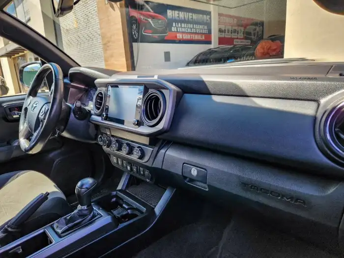 2020 Toyota TACOMA TRD SPORT DOUBLE CAB 4X4 — 9