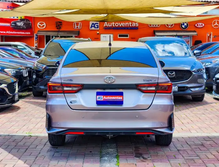 2023 Toyota YARIS E MECÁNICO DE AGENCIA — 5