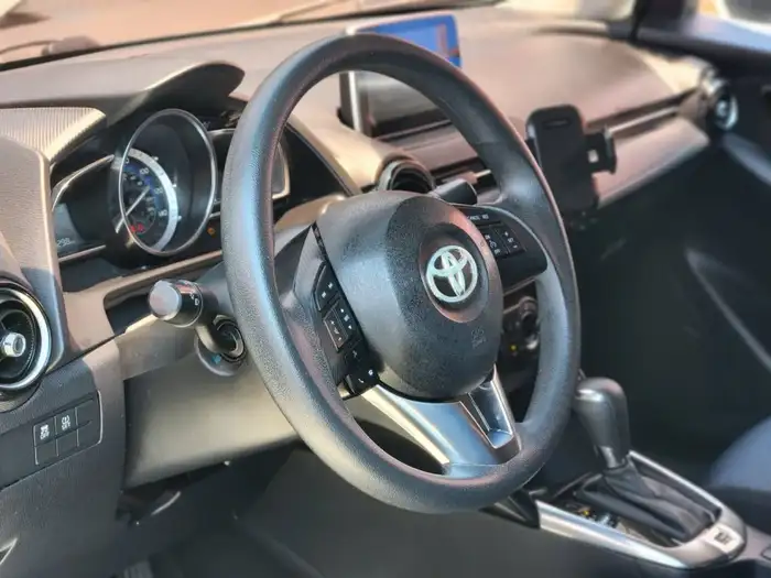 2018 Toyota YARIS iA — 7