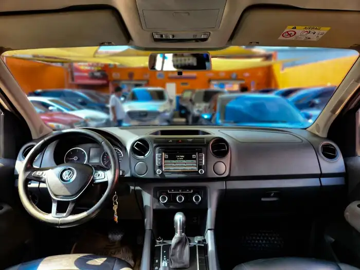 2017 Volkswagen AMAROK 4MOTION AUTOMÁTICO DE AGENCIA — 8