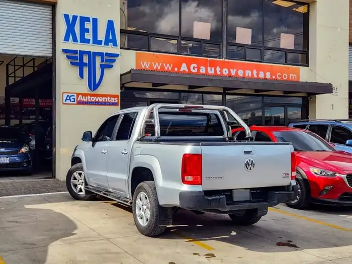 2017 Volkswagen AMAROK 4MOTION AUTOMÁTICO DE AGENCIA — 6