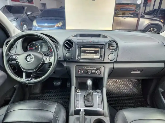 2017 Volkswagen AMAROK 4MOTION AUTOMÁTICO DE AGENCIA — 8