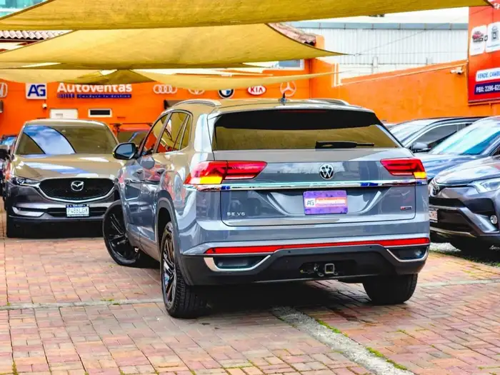 2022 Volkswagen ATLAS CROSS SE SPORT — 4
