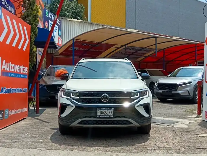 2022 Volkswagen TAOS HIGHLINE 250 TSI DE AGENCIA — 2