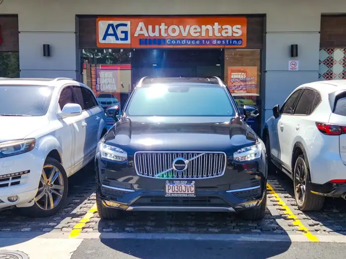2019 Volvo XC90 T6 DE AGENCIA — 11