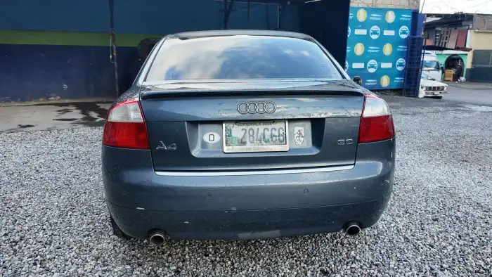 2003 Audi A4 2003 AGENCIA — 4