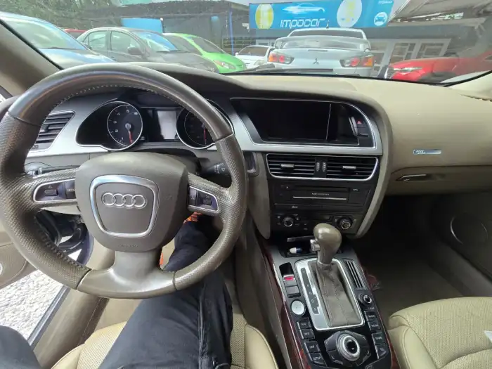 2012 Audi A5 2.0T CONVERTIBLE 2012 — 7