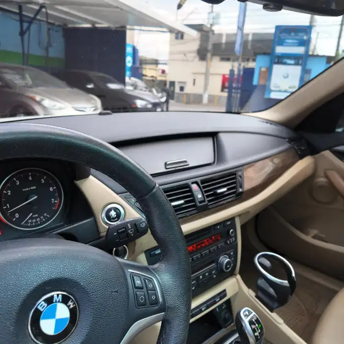 2013 BMW X1 sDrive28i — 7
