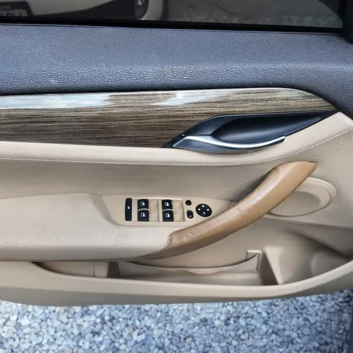 2013 BMW X1 sDrive28i — 10