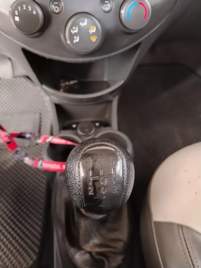 2010 Chevrolet Spark — 8
