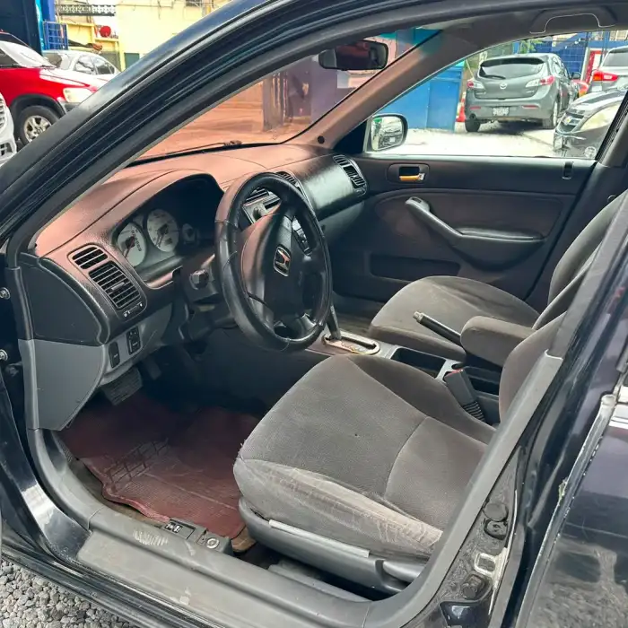 2002 Honda Civic — 8