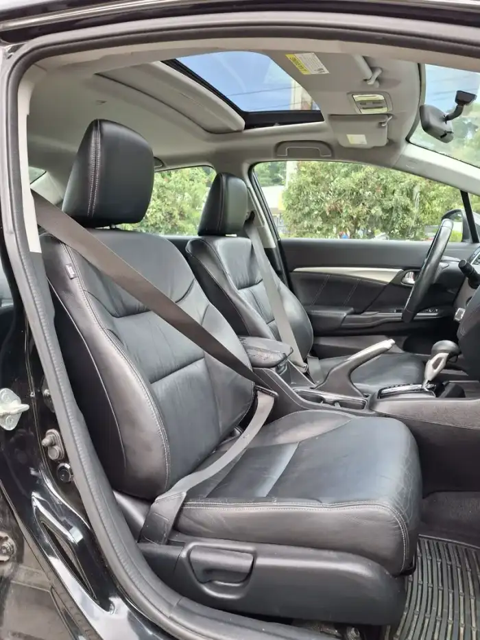 2013 Honda Civic — 7
