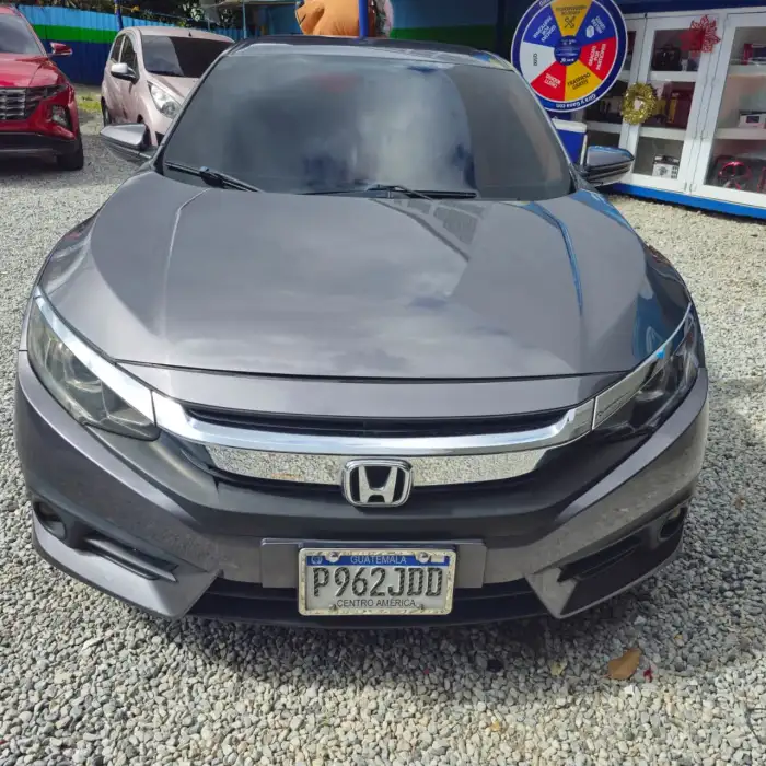 2018 Honda Civic — 3