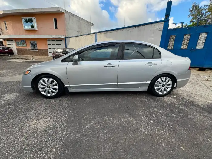 2009 Honda CIVIC LX-S AUTOMÁTICO 2009 — 2